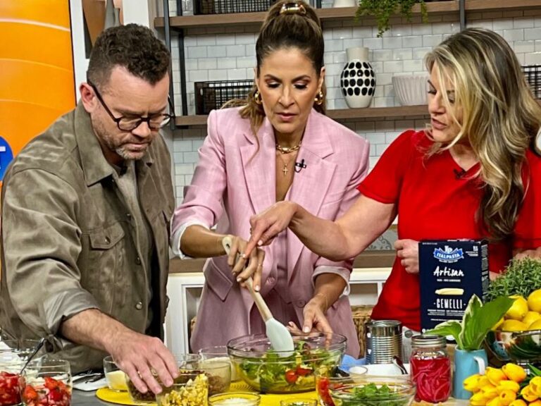 Breakfast Television Hosts